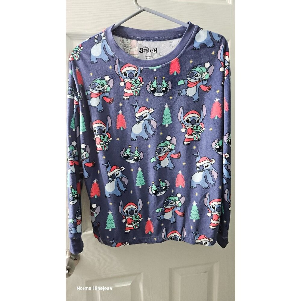 Disney Stitch Christmas Women's Pajama Top S/CH 4-6 Blue Festive Holiday Design